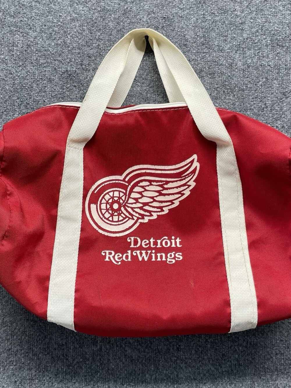 Vintage 90s NHL Detroit Red Wings Duffel Bag Red w/ Shoulder Strap NHL